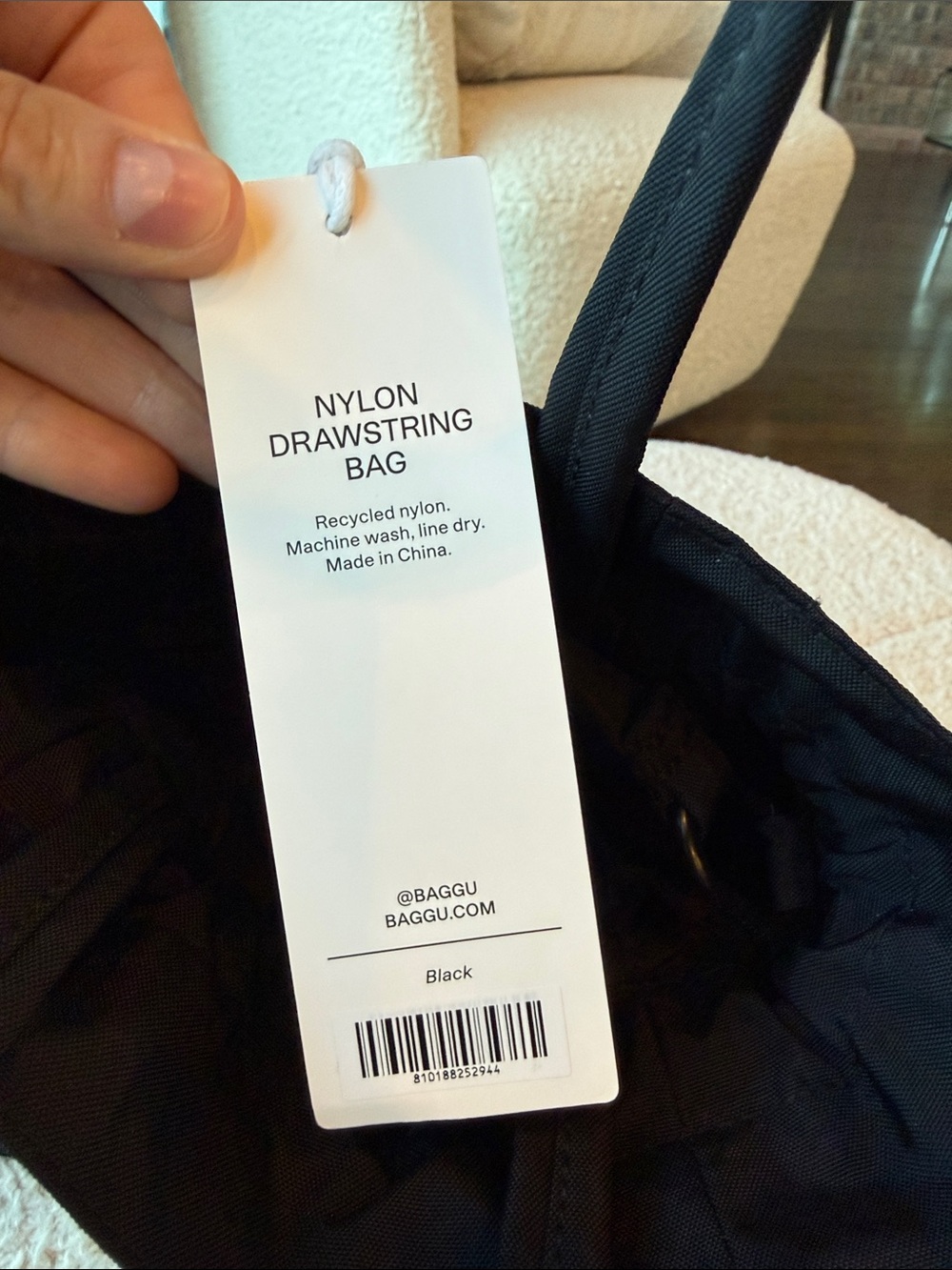 BAGGU Nylon Drawstring Bag Black Crossbody NWT - Picture 10 of 15